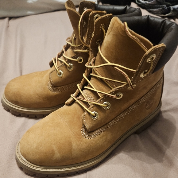 Timberland 6M 12909 Premium Internal Wedge Wheat Boots - Picture 6 of 16